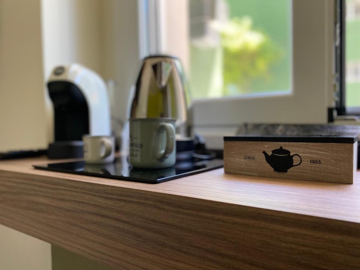 Levante Apartment And Room 바리 외부 사진